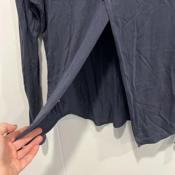 Aritzia Wilfred long sleeve open  back top size XS - Picture 11 of 13